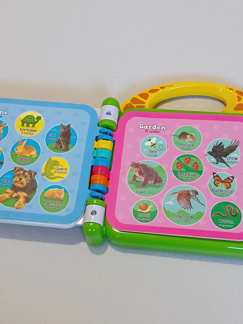 LeapFrog 100 Animals Book - Bilingual English/Spanish Interactive Toy